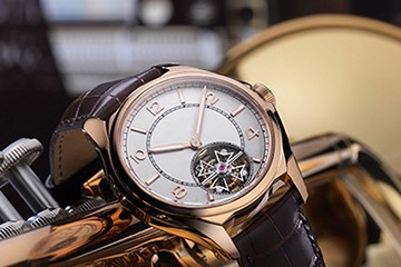 成都江诗丹顿手表原装钢表带维修